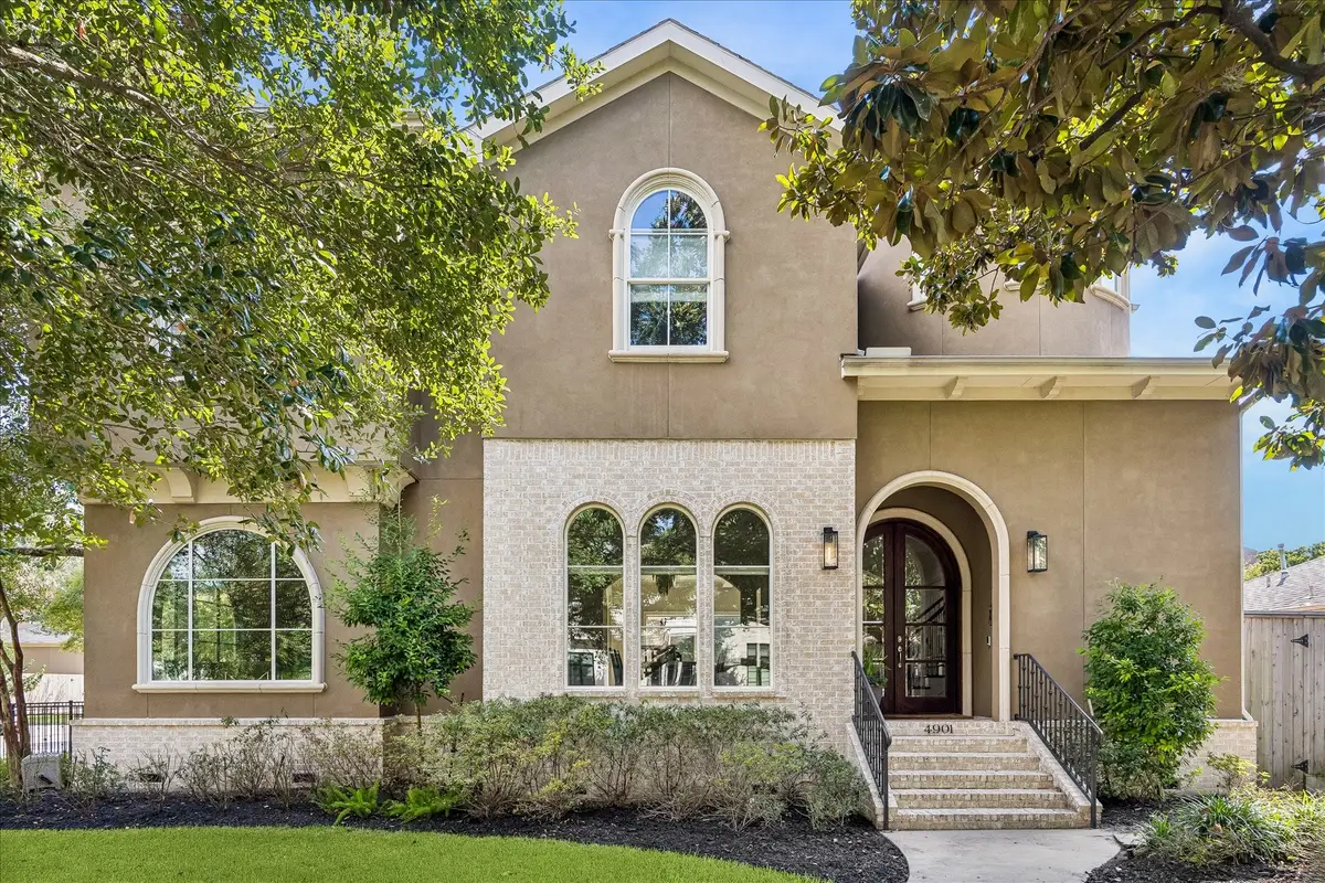 4901 Holt Street, Bellaire, TX 77401 - #1