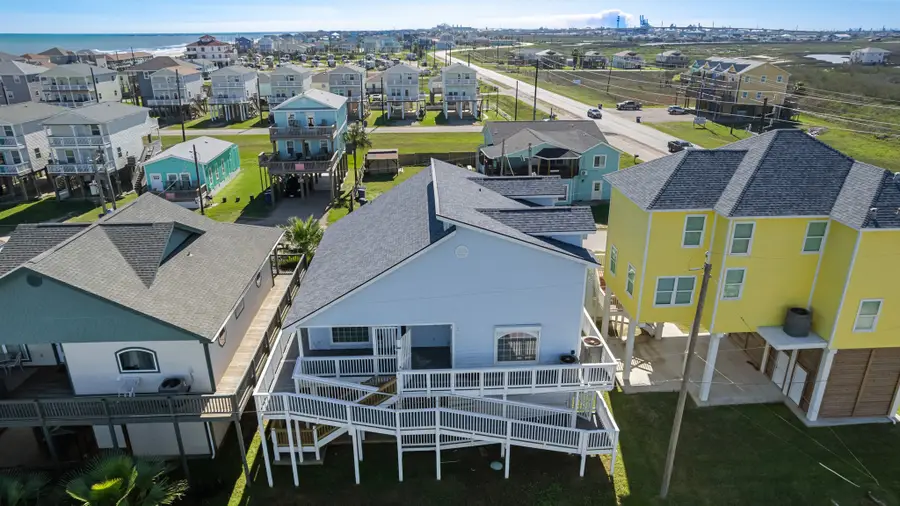 148 Howard Avenue, Surfside Beach, TX 77541 - #2