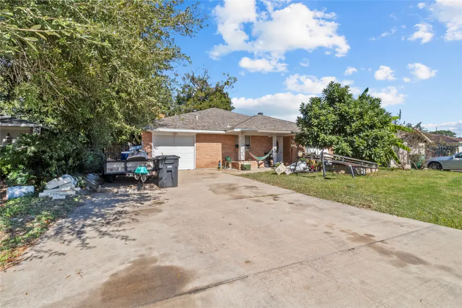 4911 Edfield Street, Houston, TX 77033 - Image #2