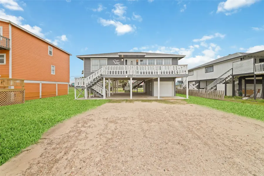 610 Seashell Drive, Freeport, TX 77541 - #2