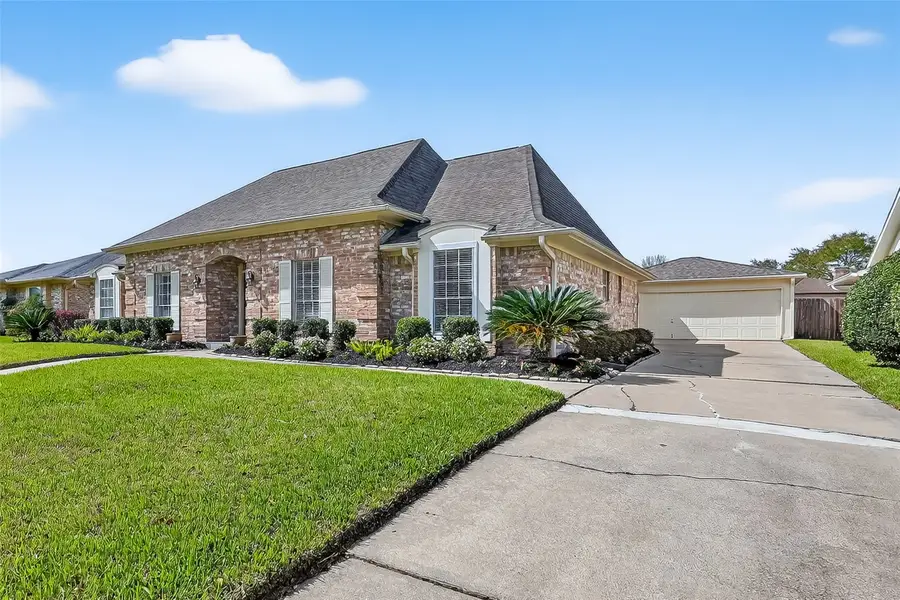 2026 Point Clear Court, Missouri City, TX 77459 - #2