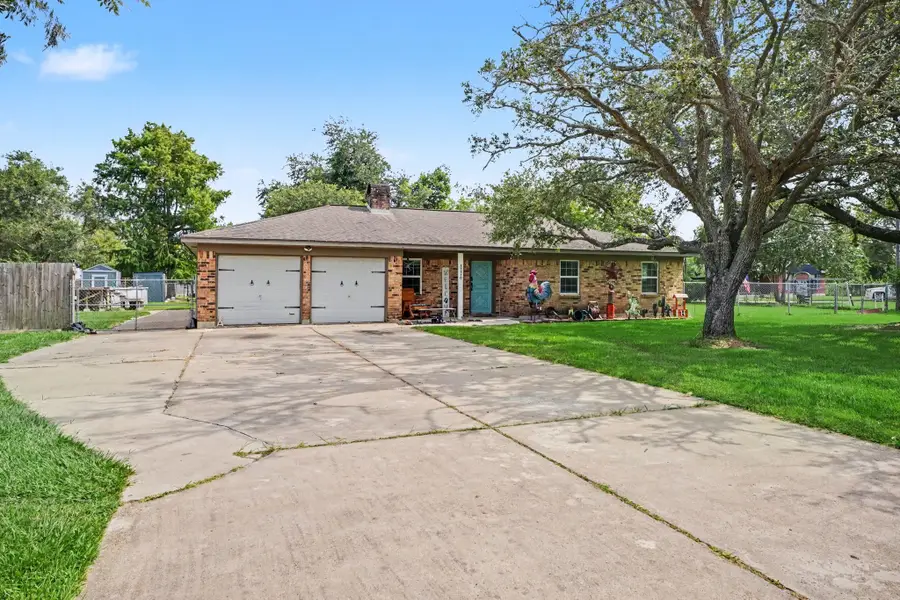 17310 Mcdonald Road, Alvin, TX 77511 - #2