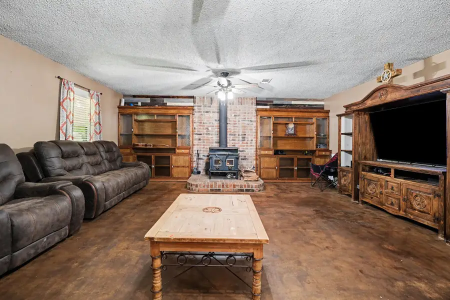 17310 Mcdonald Road, Alvin, TX 77511 - #3
