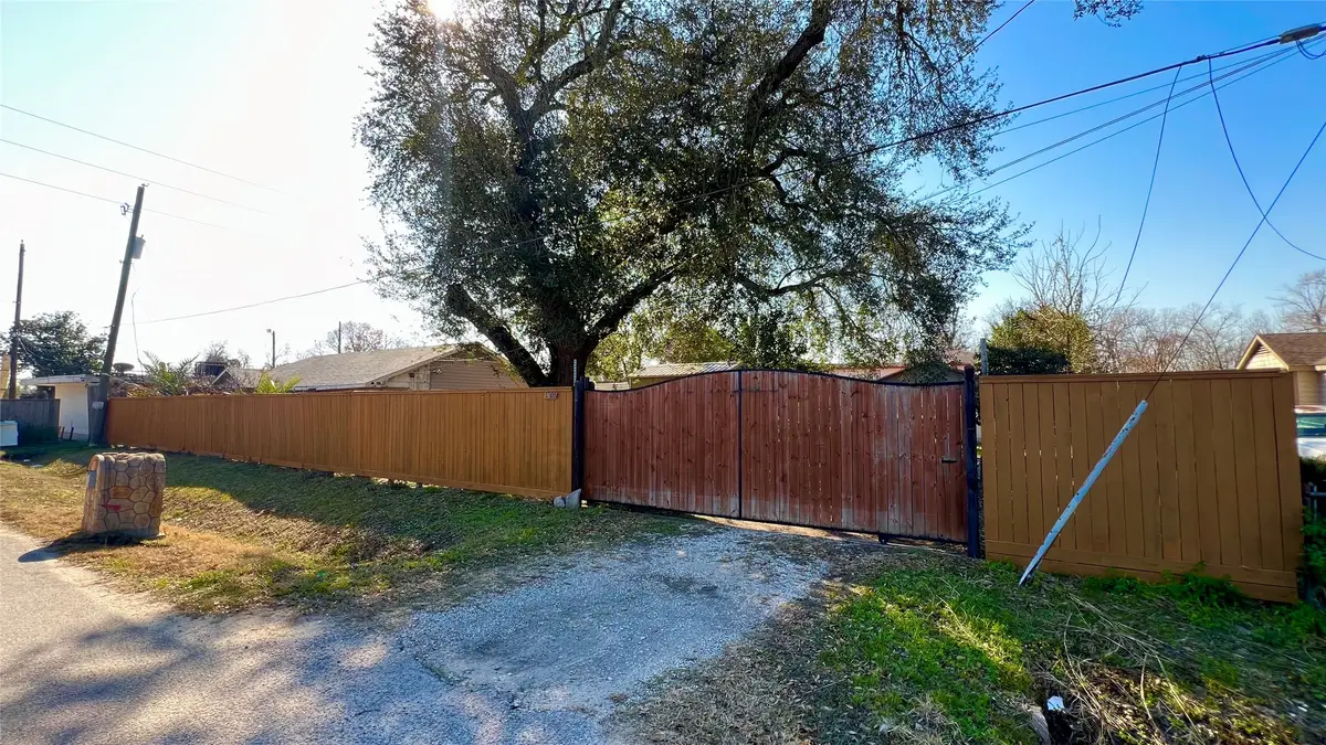 6903 Semmes Street, Houston, TX 77093 - #1