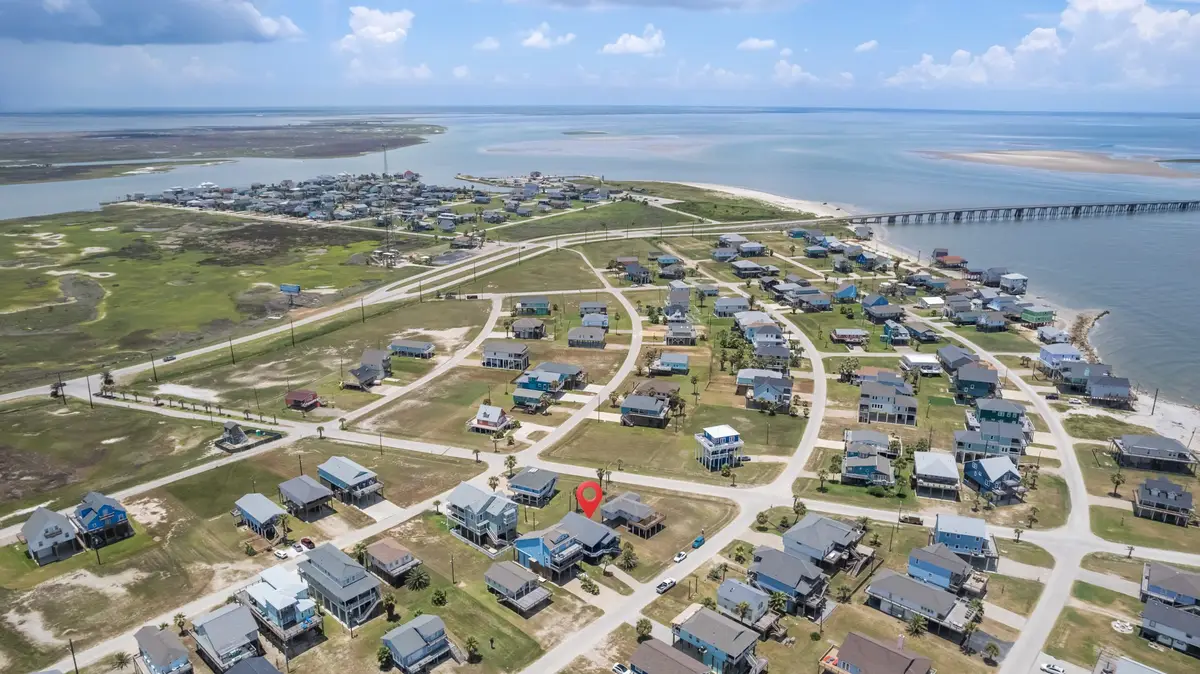 12927 Buccaneer Parkway, Freeport, TX 77541 - #1