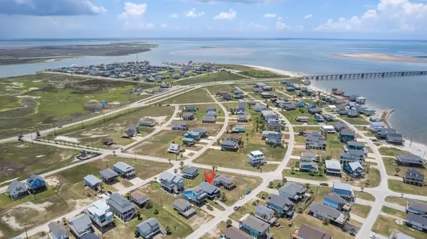 12927 Buccaneer Parkway, Freeport, TX 77541