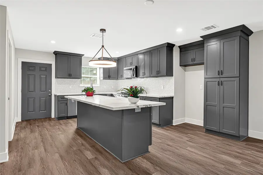 7614 Dixie Drive, Houston, TX 77087 - Image #3