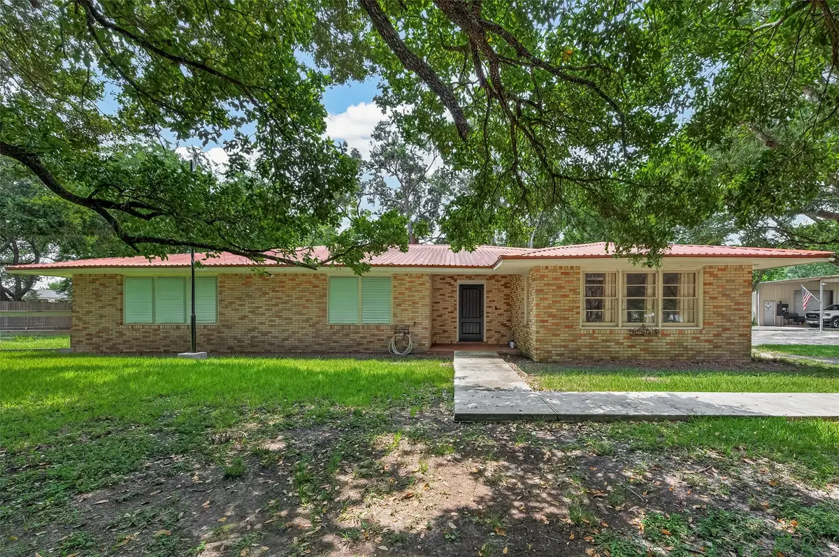 5606 Highland Road, Santa Fe, TX 77517 - #1