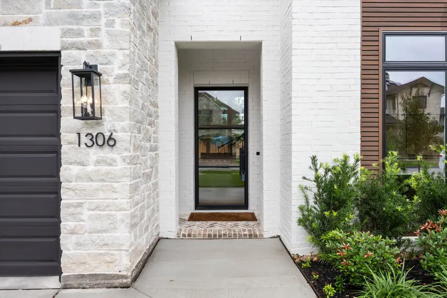 1306 Zora Street, Houston, TX 77055 - #2