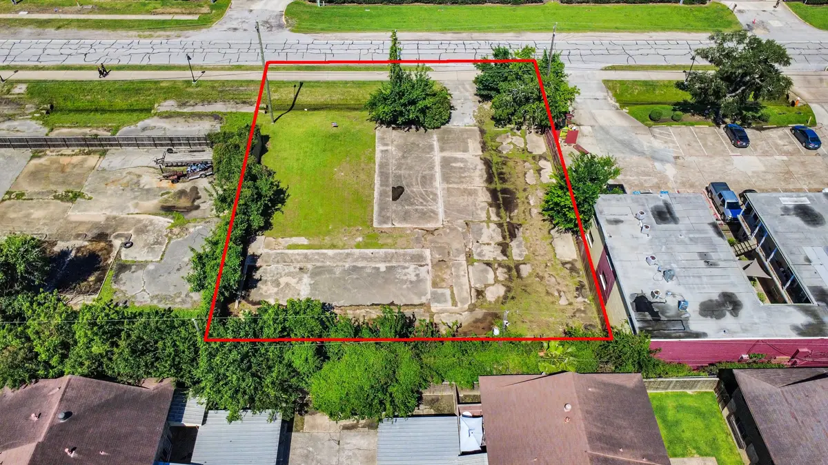 3031 Highway 146, La Porte, TX 77571 - #1