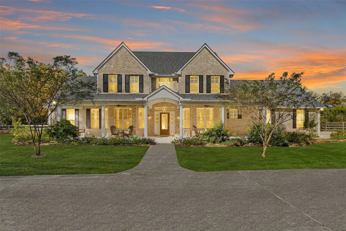 8436 Kings View Court, Montgomery, TX 77316 - Image #1