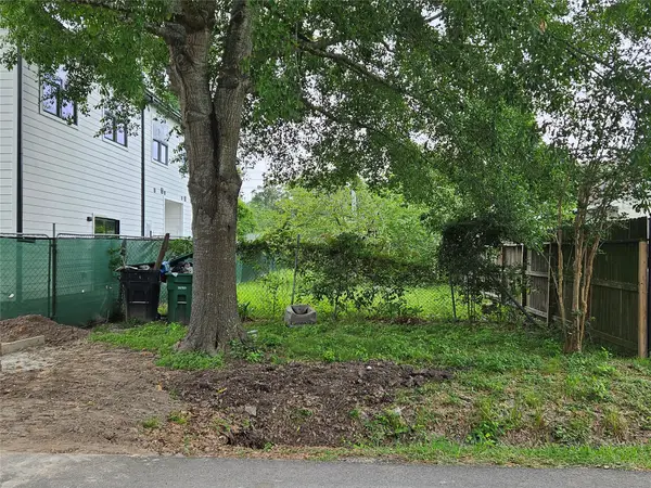 6805 Apollo Street, Houston, TX 77091