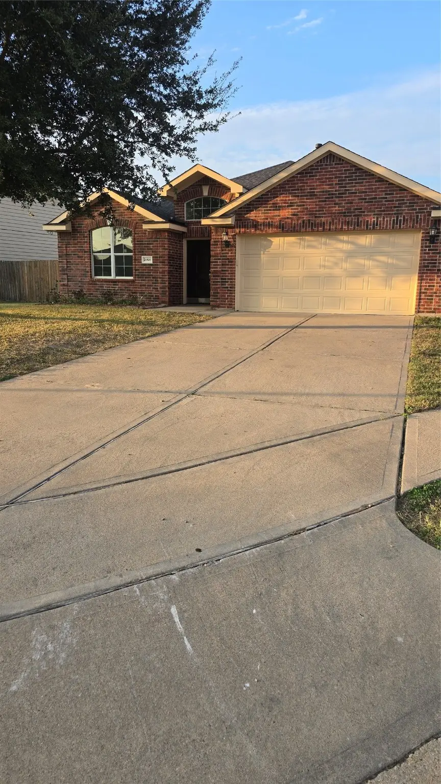 26806 Upperwing Court, Hockley, TX 77447 - Image #2
