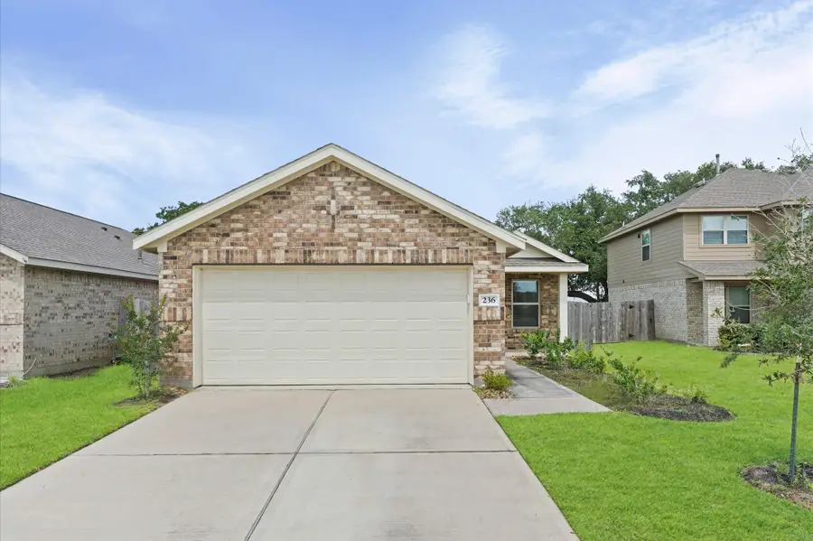 236 Bennett Loop, Angleton, TX 77515 - #2