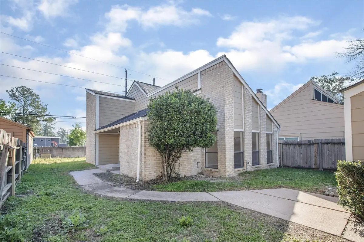 11920 Lakewood West Drive, Cypress, TX 77429 - Image #1