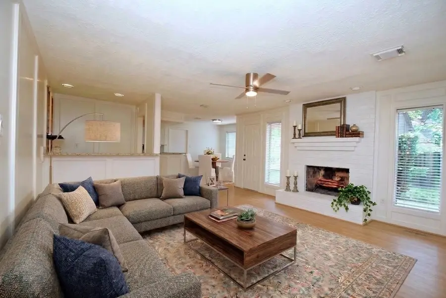 6103 Portal Drive, Houston, TX 77096 - #2
