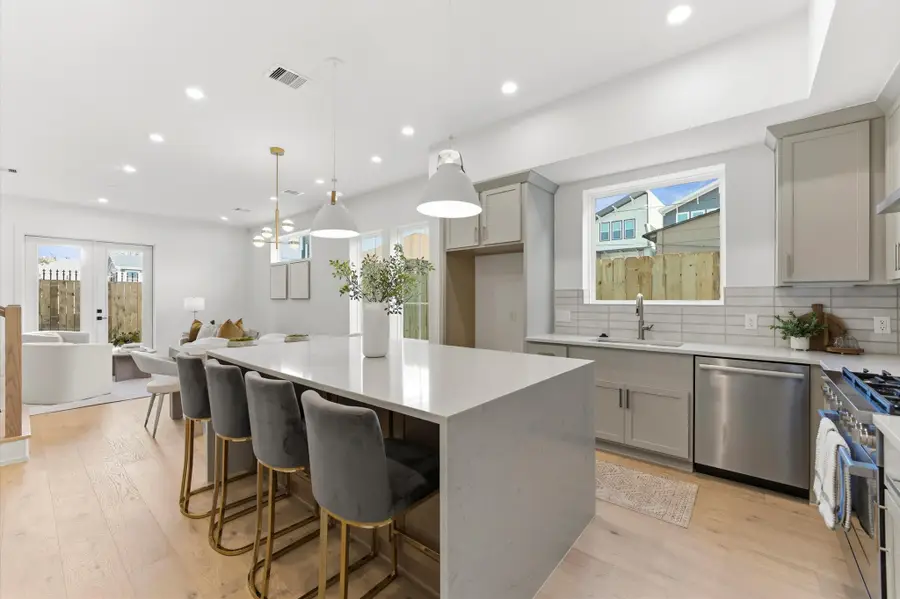 1308 Edwards #A, Houston, TX 77007 - #3