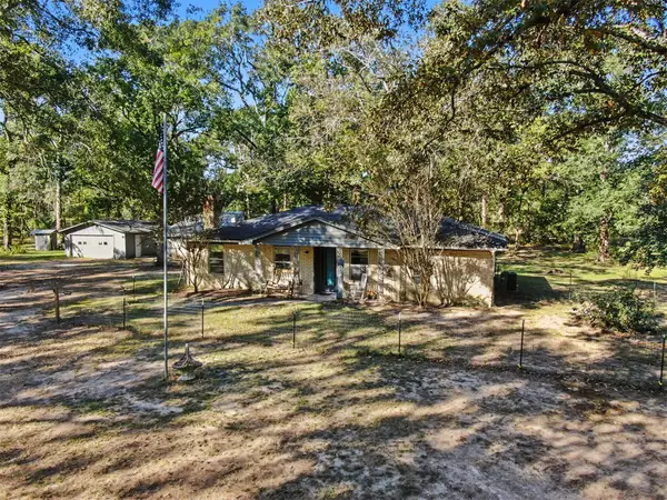 19127 Stillwood Road, Cleveland, TX 77328