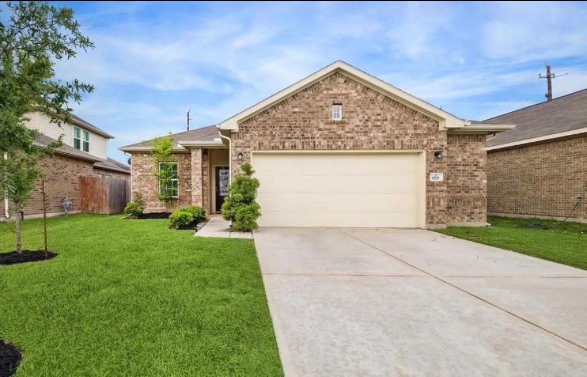 8711 Willet Street, Baytown, TX 77521 - #1