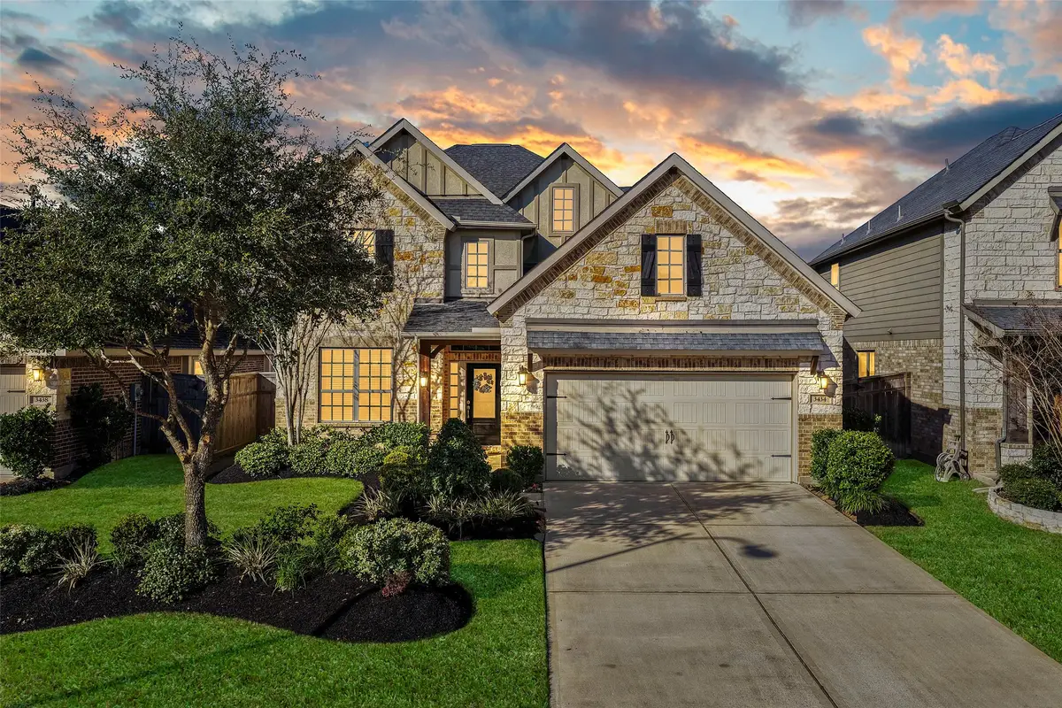 3434 Crescent Vista Drive, Fulshear, TX 77441 - Image #1