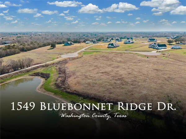 1549 Bluebonnet Ridge Drive, Chappell Hill, TX 77426