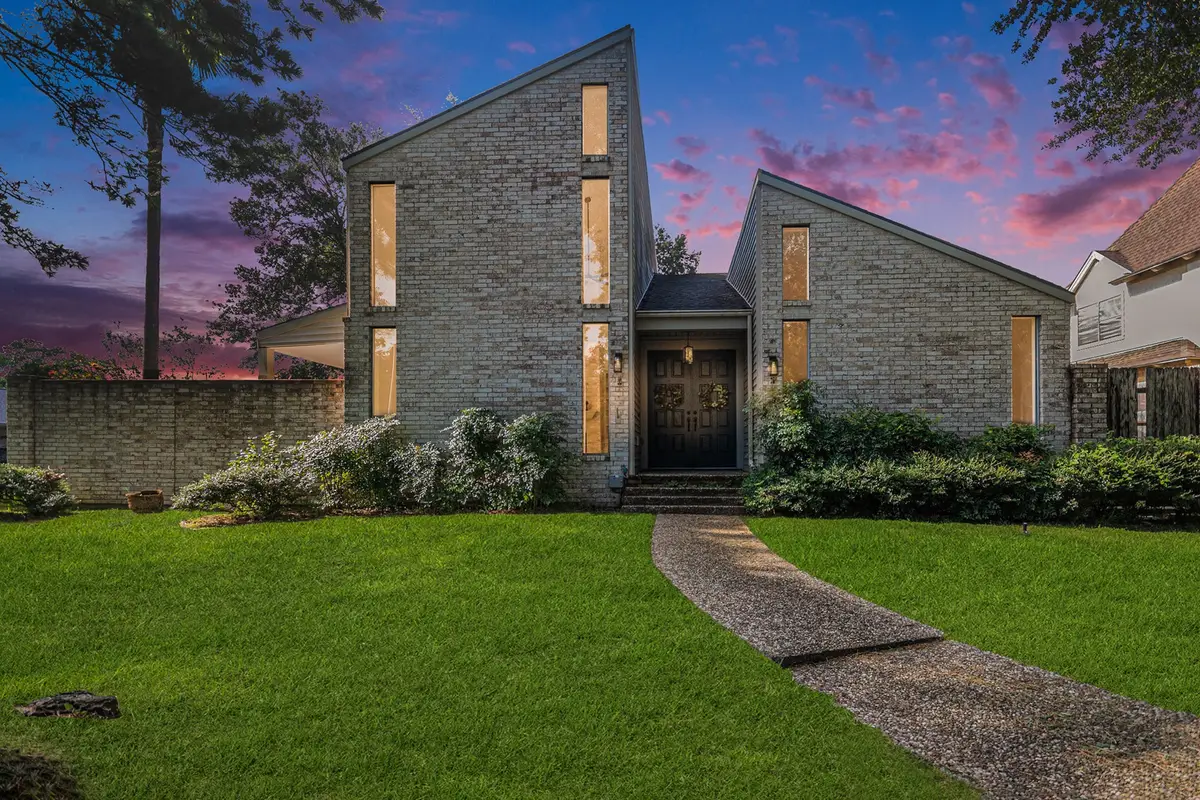 4334 Lake Grove Drive, Seabrook, TX 77586 - Image #1