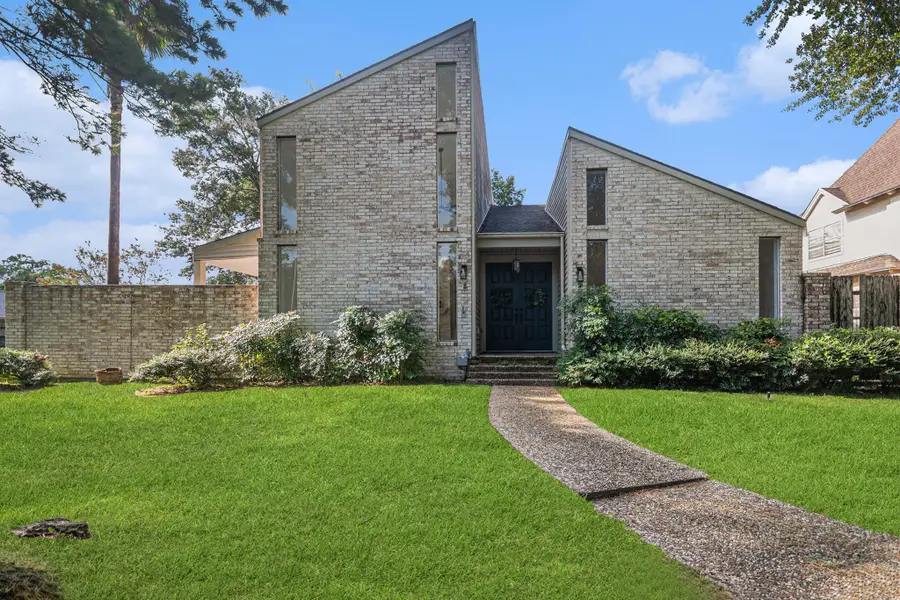 4334 Lake Grove Drive, Seabrook, TX 77586 - Image #2