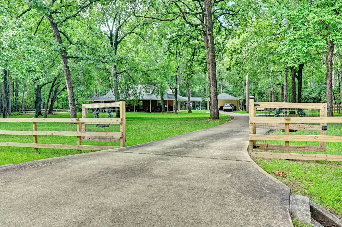 5423 Country Court, Magnolia, TX 77354 - #1