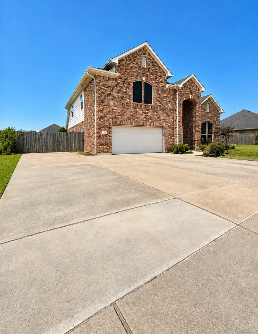 9518 Franklin Drive, Monterey Belvieu, TX 77523 - #2