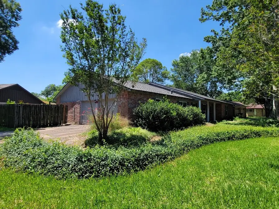 802 Seafoam Road, Houston, TX 77062 - #2
