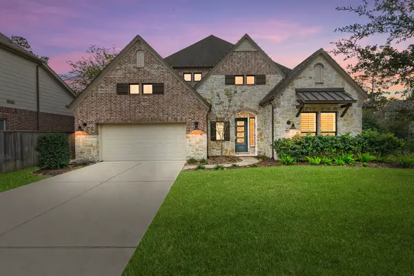 122 N Winter Sunrise Circle, The Woodlands, TX 77375
