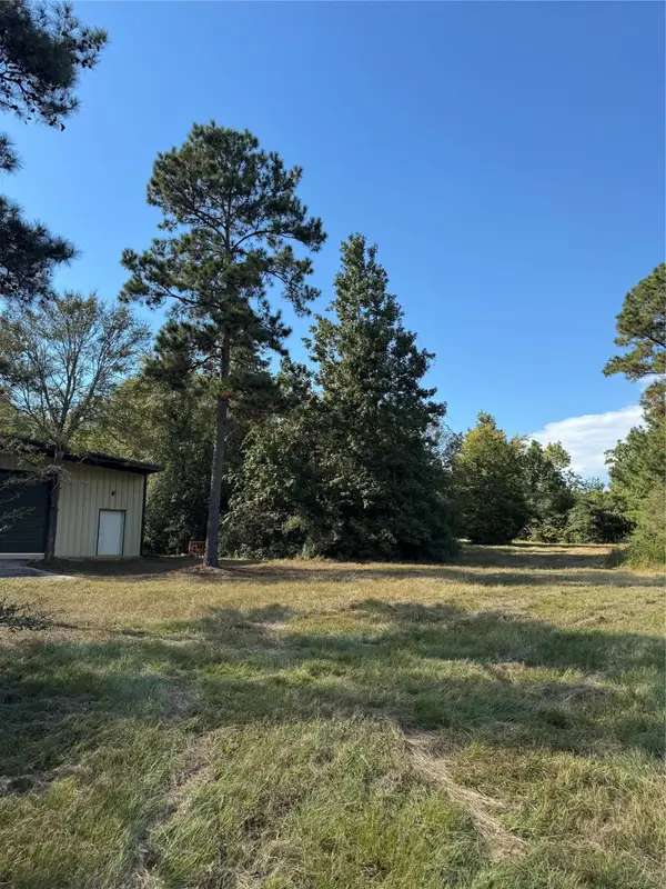 200 Spring Ridge Rd Road, Coldspring, TX 77331