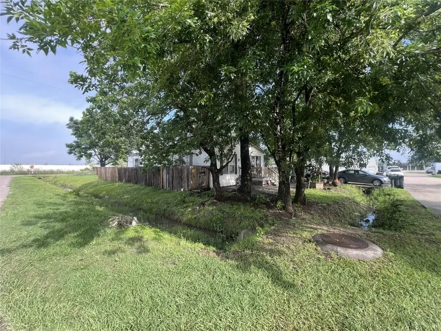 11003 Pine Desert Lane, Houston, TX 77088 - #3