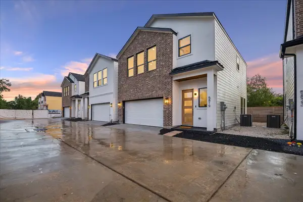 5807 Outer Banks Street, Houston, TX 77091
