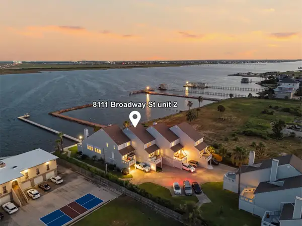 8111 Broadway Street #2, Galveston, TX 77554