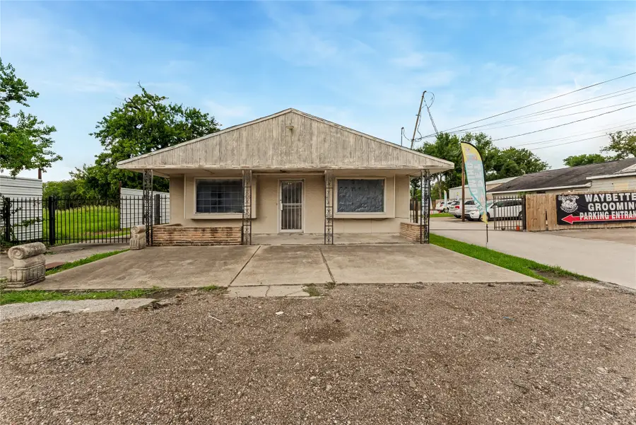 518 Westbrook Drive #1, Houston, TX 77037 - #2