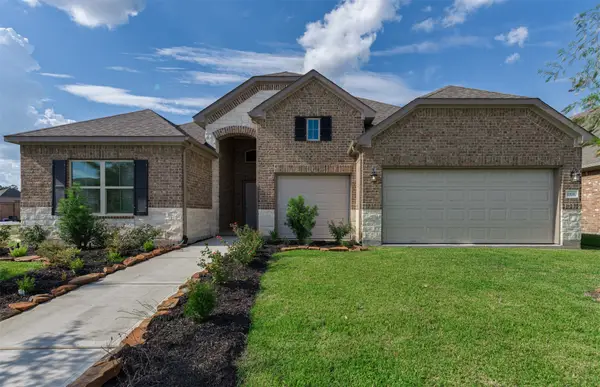 13631 Lago Vista Drive, Iowa Colony, TX 77583