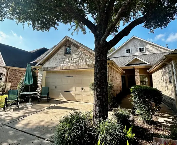 14539 Gleaming Rose Drive, Cypress, TX 77429