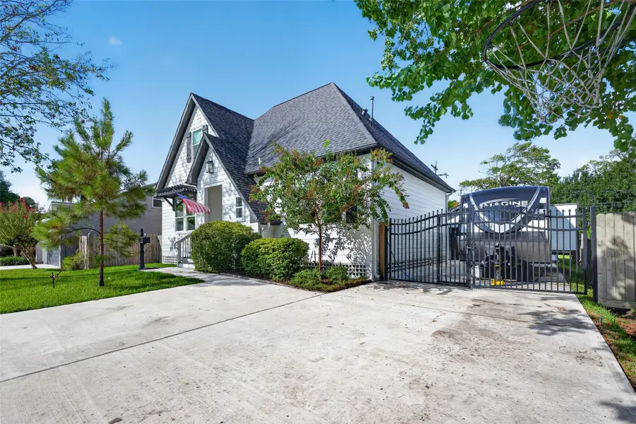 107.5 Shirleen Drive, Seabrook, TX 77586 - #2