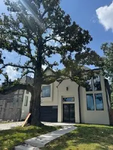 416 Eleanor St, Houston, TX 77009 - #2