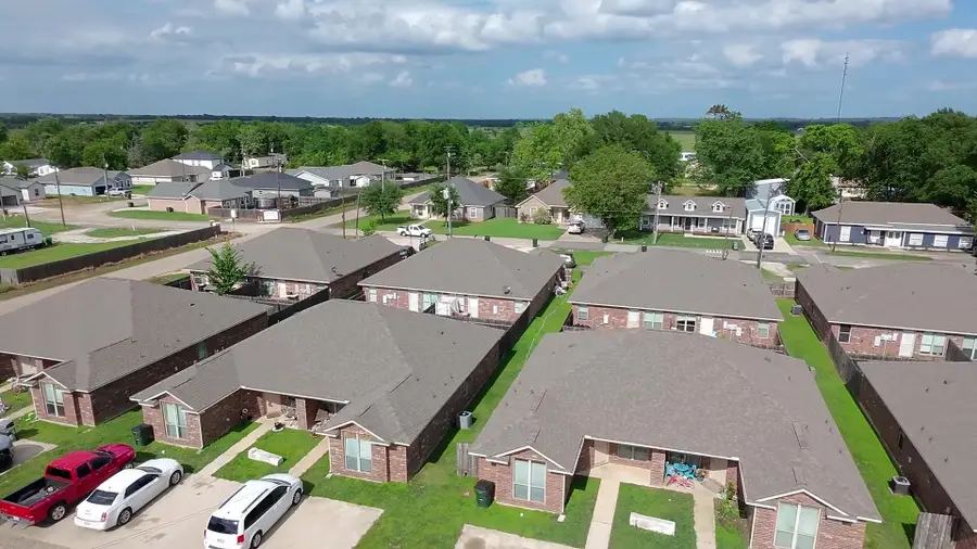 722 N Sharp Street, Franklin, TX 77856 - #3