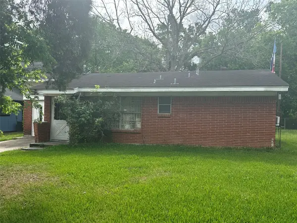 7736 Bretshire Drive, Houston, TX 77016