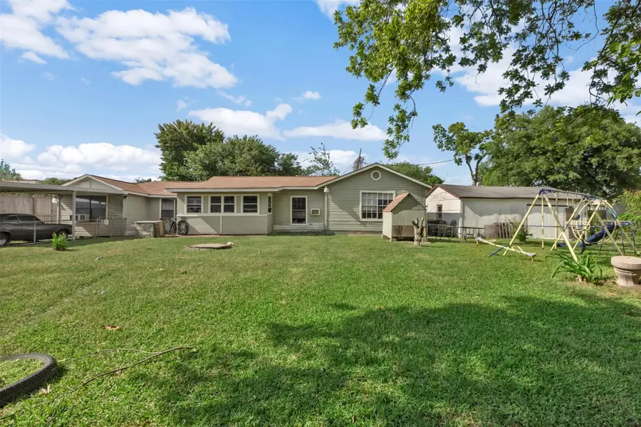 808 Morrell Street, Baytown, TX 77520 - Image #2