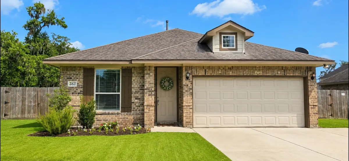 261 Inwood Drive, West Columbia, TX 77486 - #1