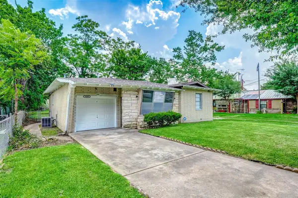 4440 Castor Street, Houston, TX 77022
