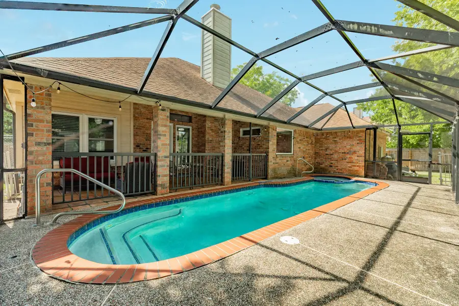 57 Peppermint Court, Lake Jackson, TX 77566 - #2