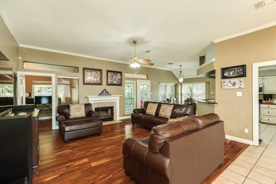 57 Peppermint Court, Lake Jackson, TX 77566 - #3