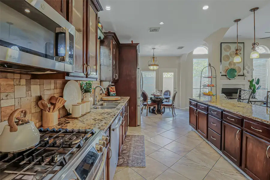 4203 Shadow Haven Drive, Fresno, TX 77545 - #3