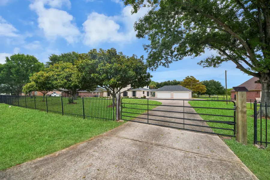 1209 Robinson Road, La Porte, TX 77571 - #2