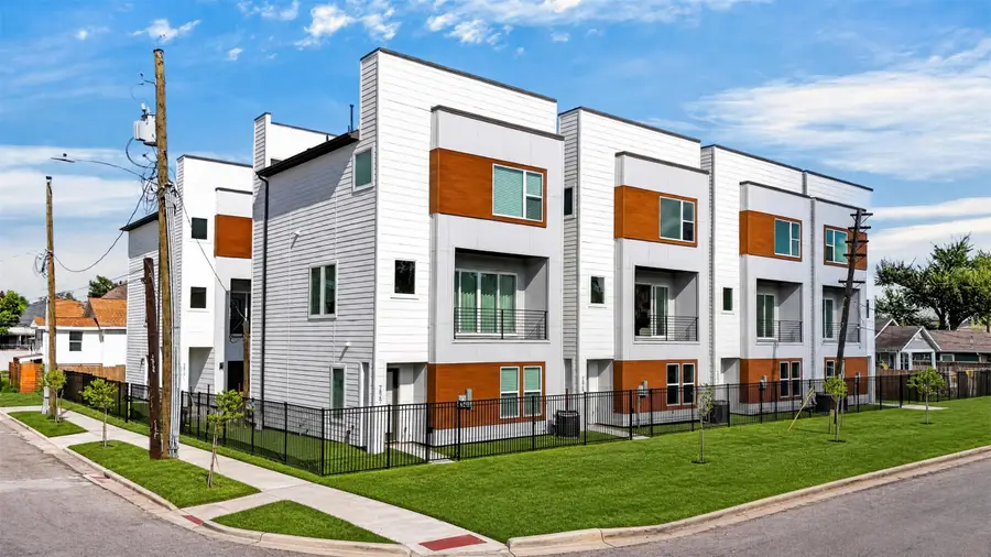 2415 Harrington Street, Houston, TX 77026 - #3